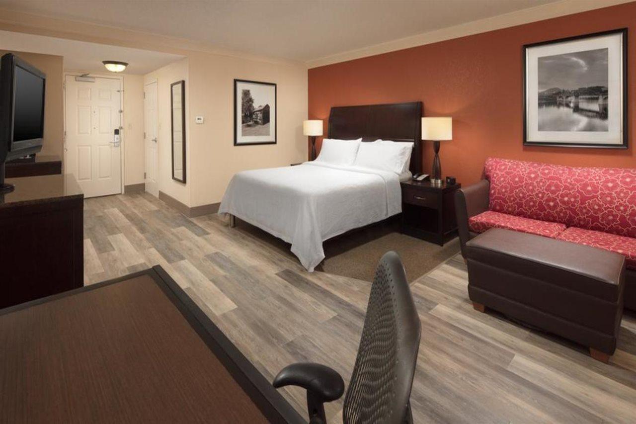 Hilton Garden Inn Chattanooga Downtown Екстериор снимка