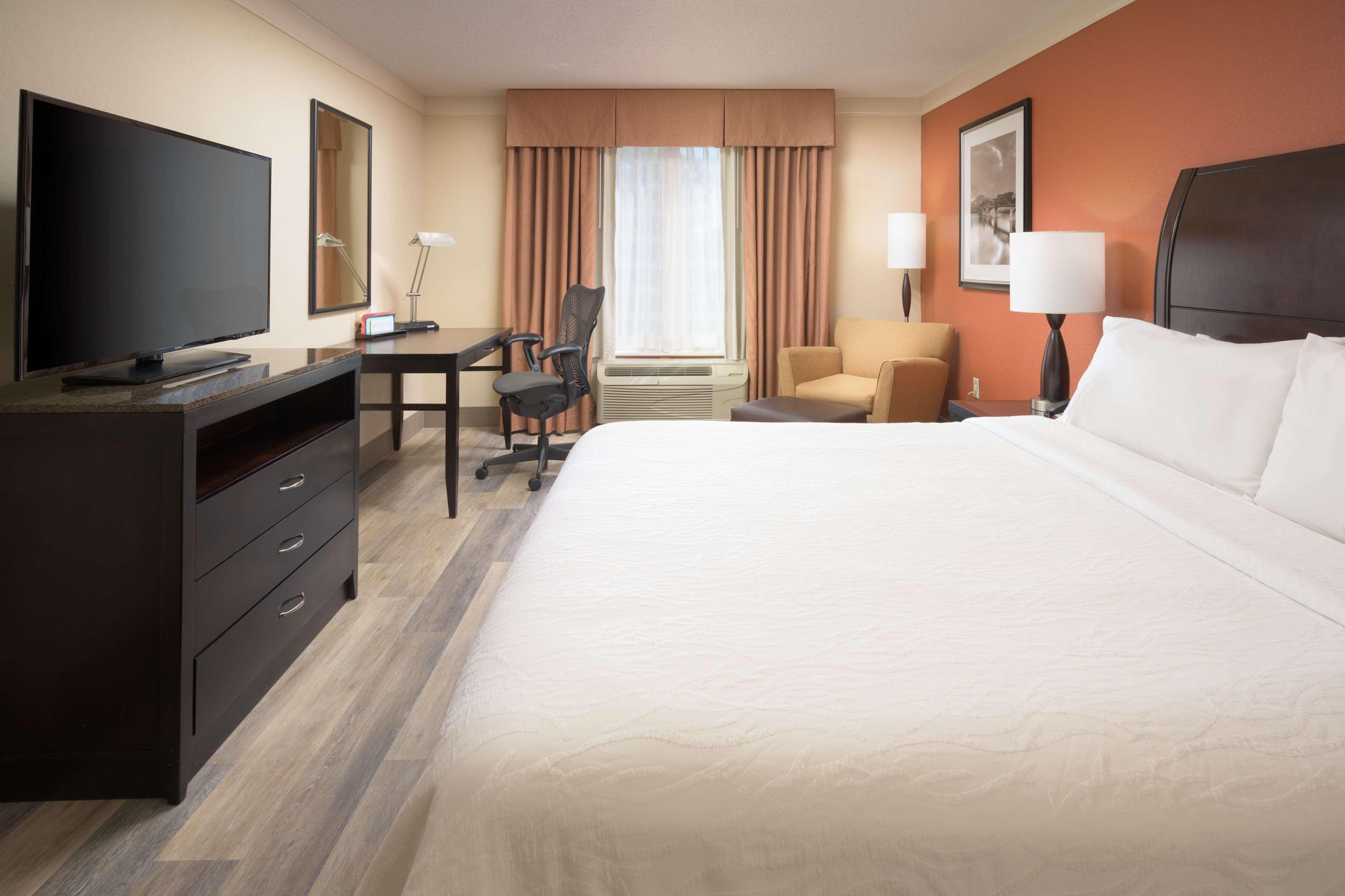 Hilton Garden Inn Chattanooga Downtown Екстериор снимка