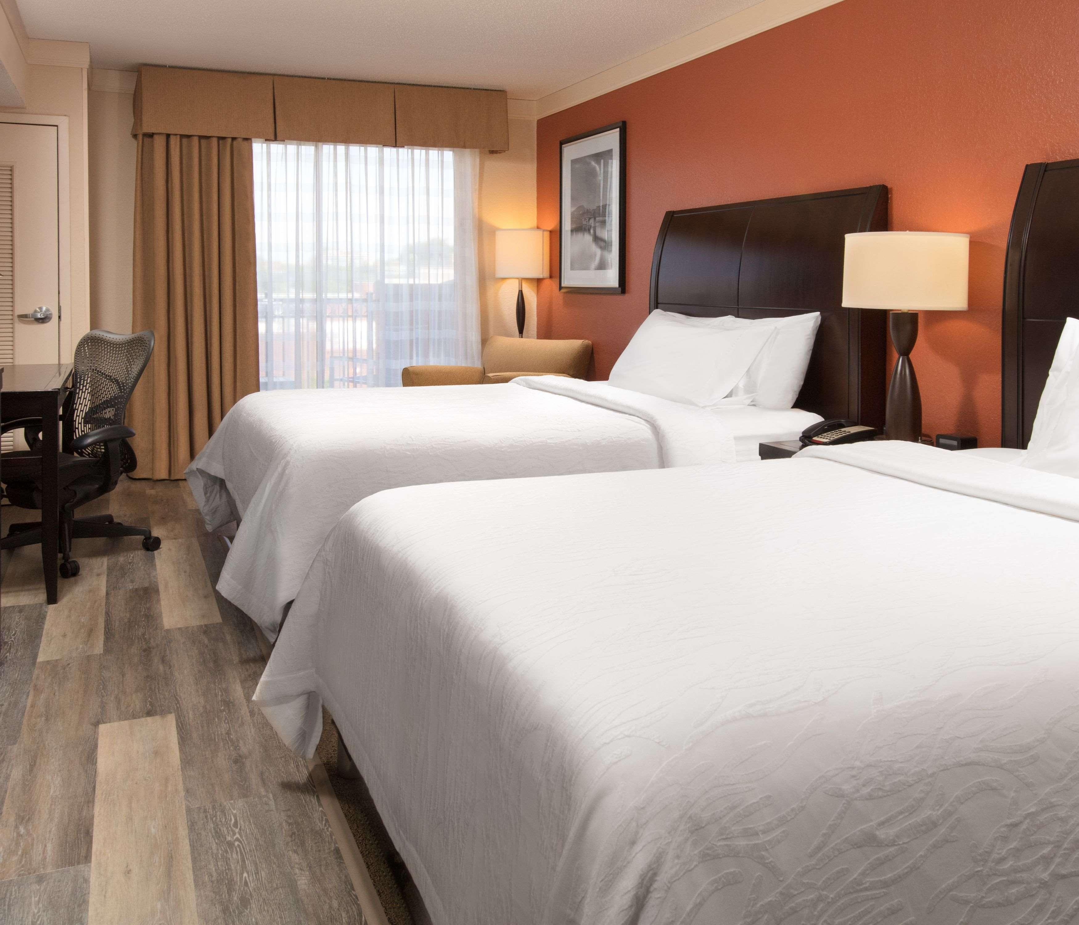 Hilton Garden Inn Chattanooga Downtown Екстериор снимка