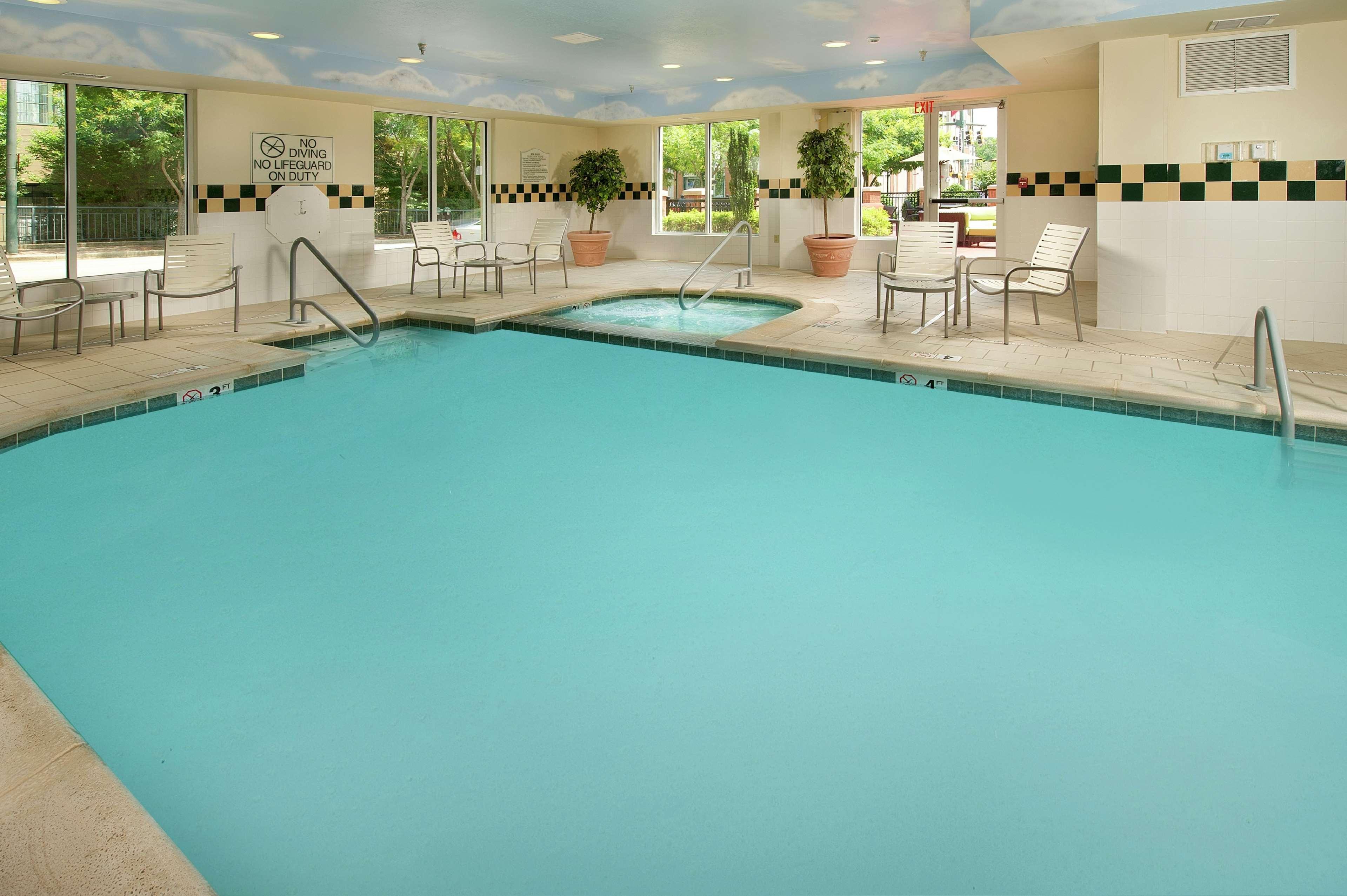 Hilton Garden Inn Chattanooga Downtown Съоръжения снимка