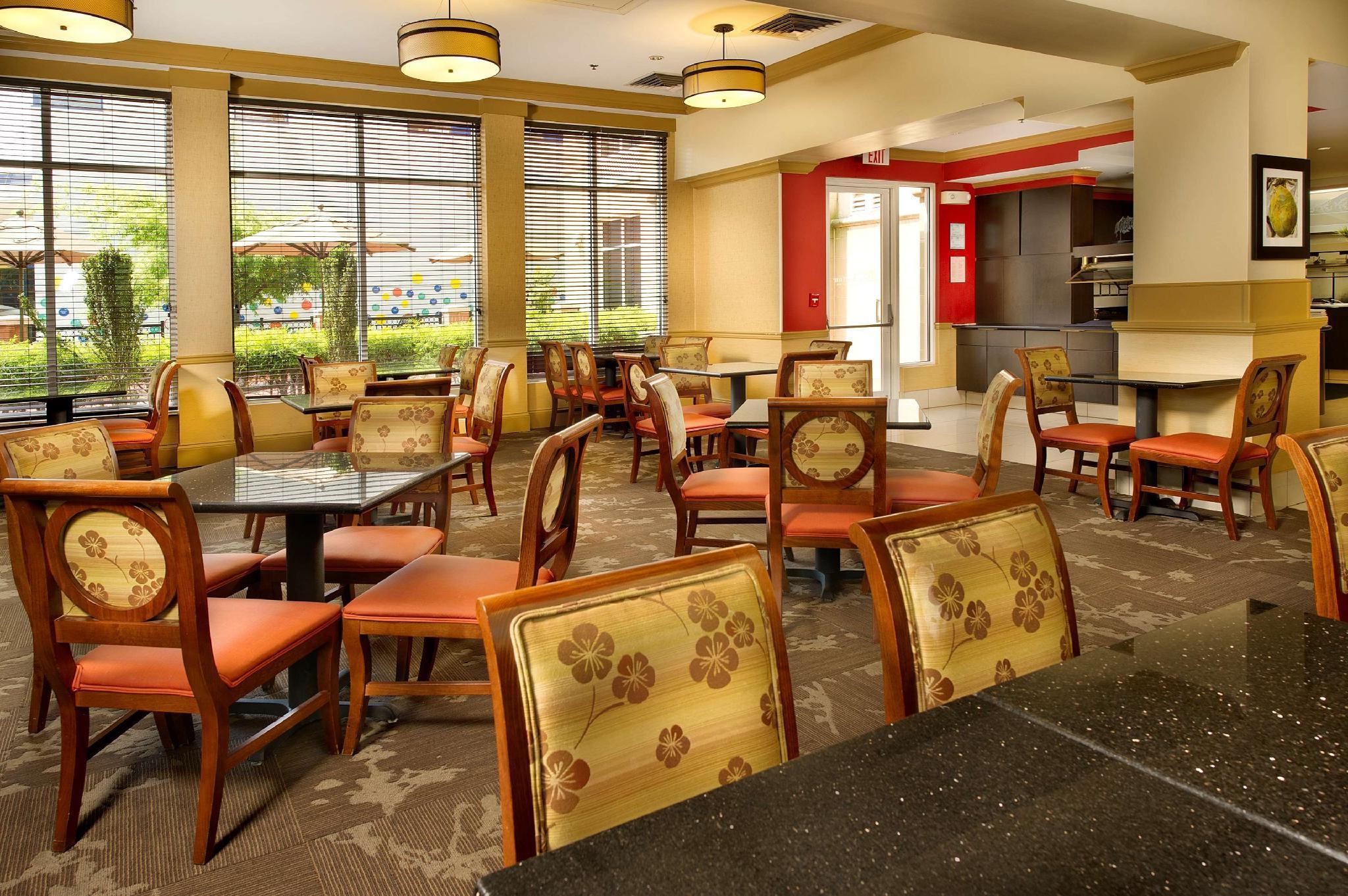 Hilton Garden Inn Chattanooga Downtown Ресторант снимка