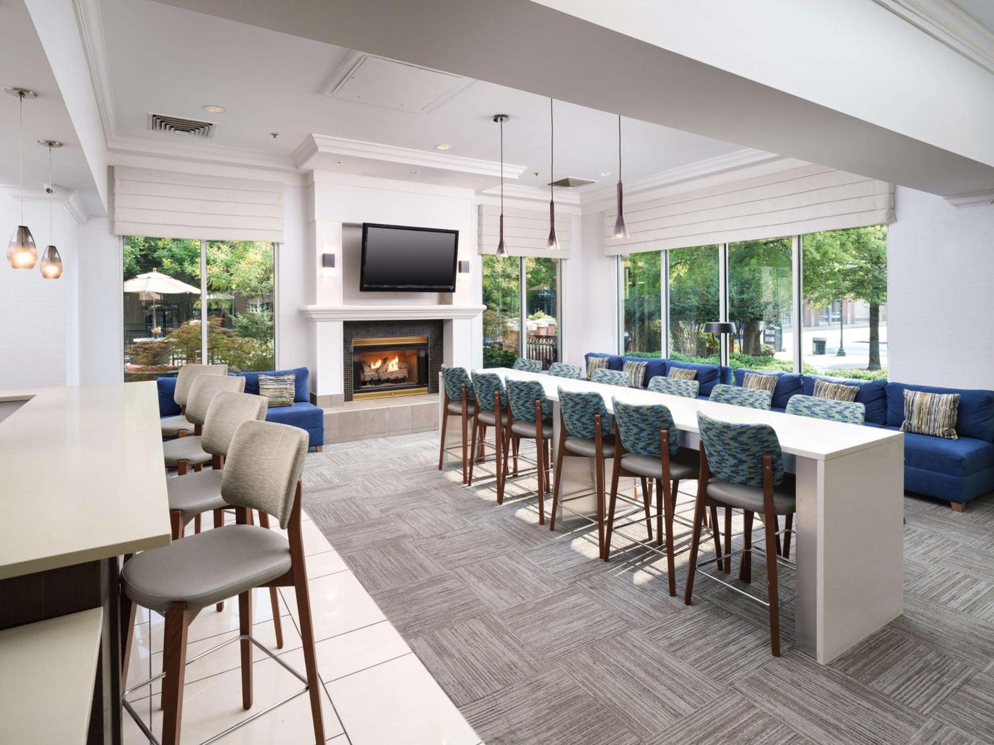 Hilton Garden Inn Chattanooga Downtown Екстериор снимка